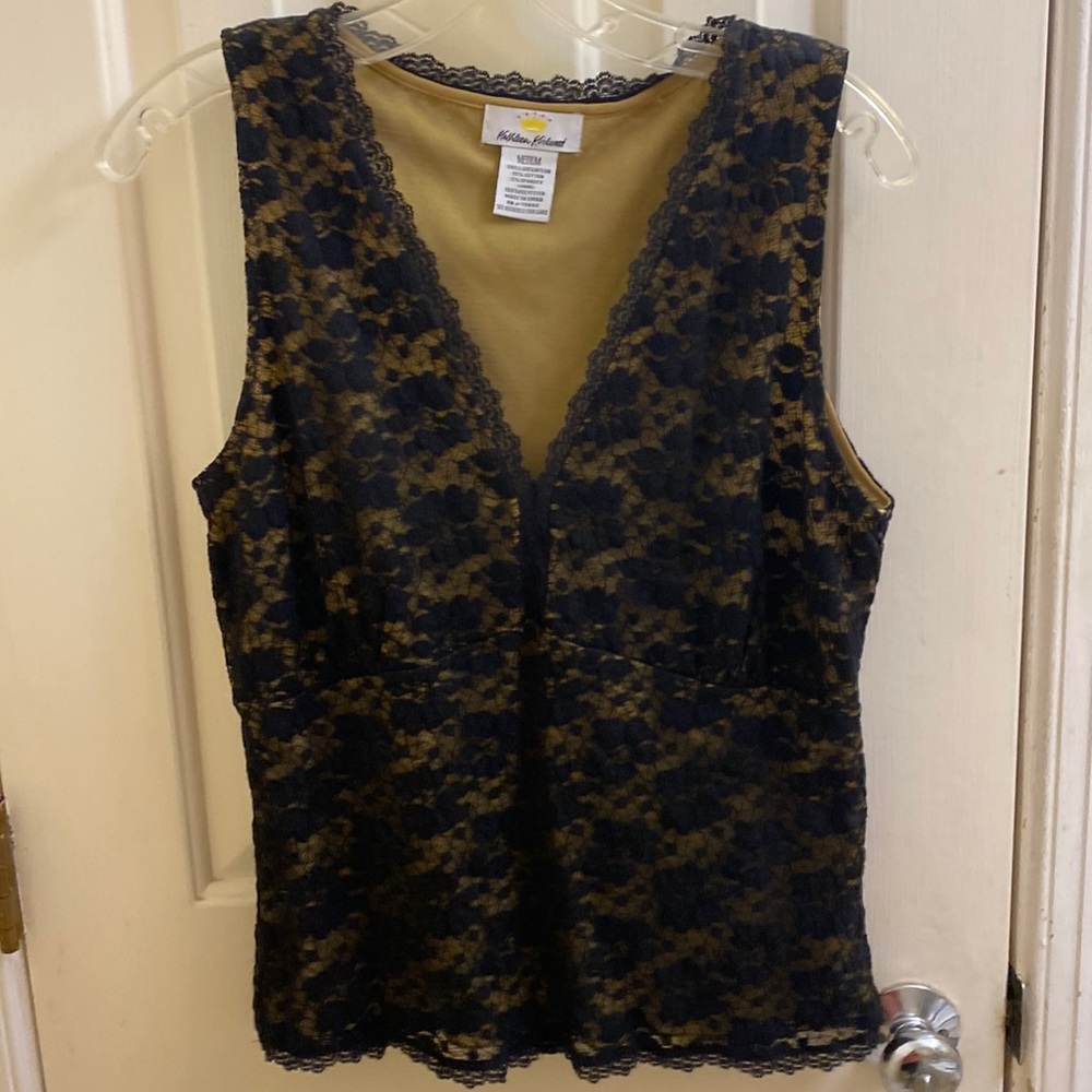 LACE  TANK TOP
